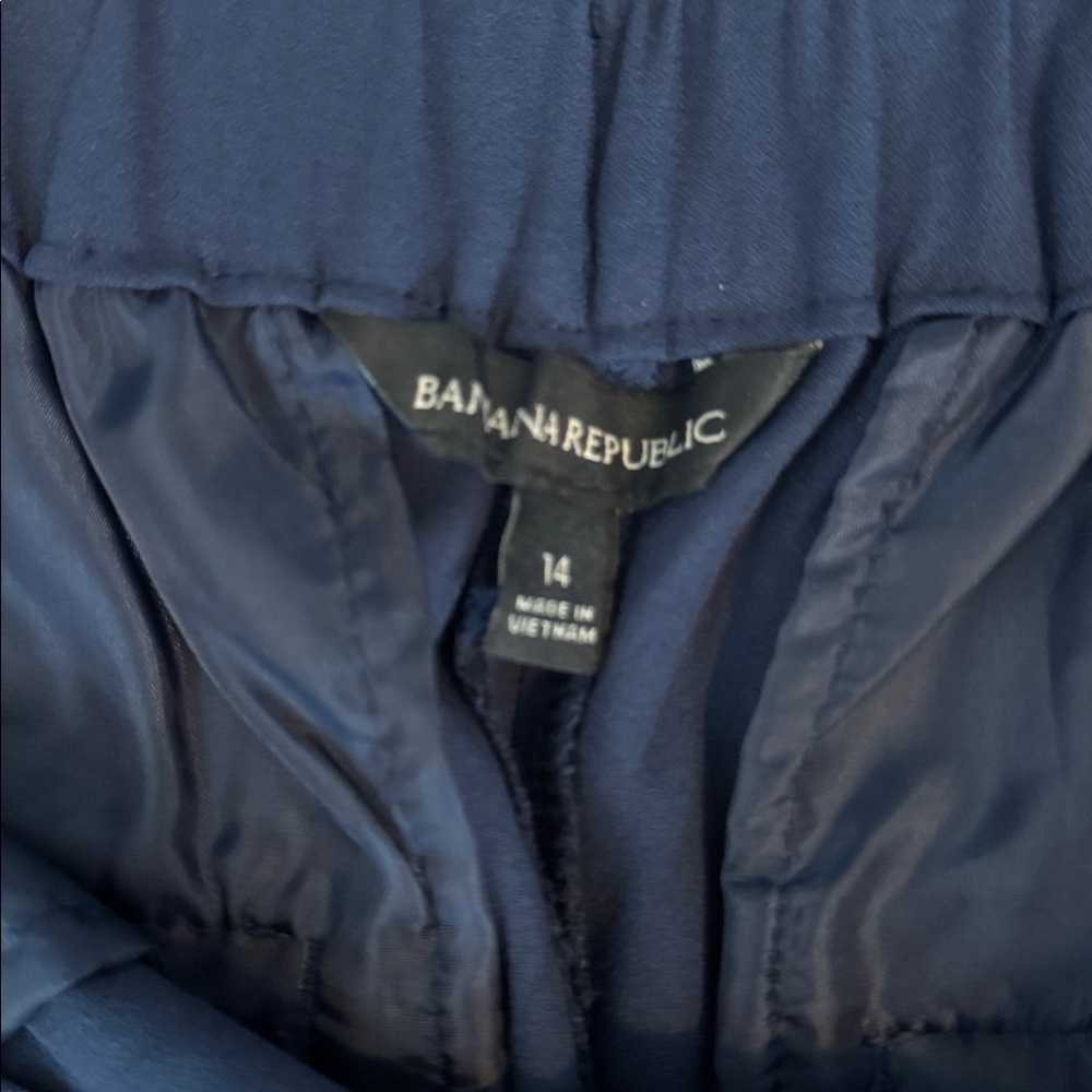 NWT Banana Republic Navy Dress Pants | Size 14 | Classic Stretch Workwear - Picture 2 of 5